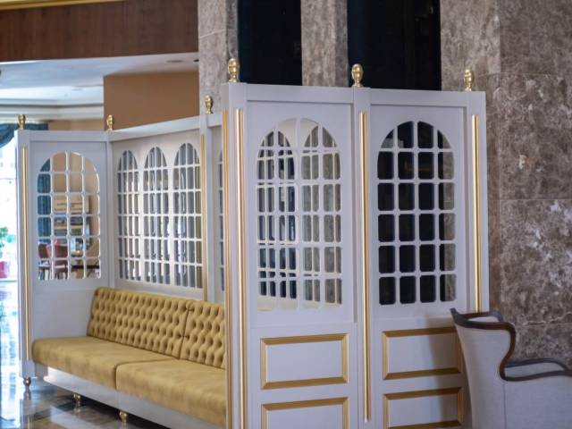 slider image
